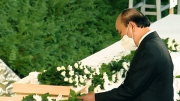 Chủ tịch nước Nguyễn Xuân Phúc đặt hoa viếng cố Thủ tướng Abe Shinzo
