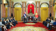 Thủ tướng Cuba Manuel Marrero Cruz chào xã giao Chủ tịch nước Nguyễn Xuân Phúc
