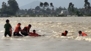 Thứ trưởng Lê Văn Tuyến gửi Thư khen Công an xã Phước Hòa cứu dân bị nước lụt cuốn trôi