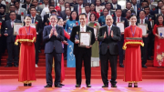 Tôn vinh và trao danh hiệu cho 100 nông dân Việt Nam xuất sắc 2022