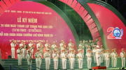Người dân Lạng Sơn nô nức xem Đoàn Nghi lễ CAND- Bộ Tư lệnh Cảnh sát Cơ động biểu diễn