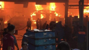 Cháy nhà xưởng khi hàng trăm công nhân đang làm việc