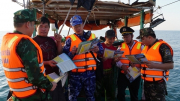 Đồng hành cùng ngư dân 28 tỉnh, thành phố thực thi pháp luật trên biển