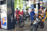 Nguyên nhân một số cửa hàng xăng dầu ở Đà Nẵng treo bảng hết xăng, hoặc bán với số lượng hạn chế