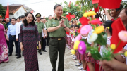 Bộ trưởng Tô Lâm chia sẻ sự yên bình, gắn kết của miền quê xứ Nghệ