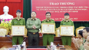 Khen thưởng thành tích khám phá vụ án đặc biệt nghiêm trọng tại huyện Yên Minh