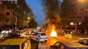 Iran tố Mỹ "giật dây" bạo loạn, khiến hàng trăm người thiệt mạng