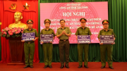Bộ Công an khen thưởng đột xuất 5 tập thể phá chuyên án cướp ở Tây Ninh