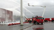 Diễn tập chữa cháy ở cảng biển Chu Lai