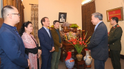 Bộ trưởng Tô Lâm tri ân, thăm hỏi gia đình các đồng chí cố lãnh đạo Bộ Công an