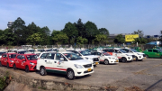 Đưa vào hoạt động bãi đỗ taxi miễn phí tạm thời ở sân bay Tân Sơn Nhất