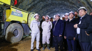 Thủ tướng kiểm tra dự án cao tốc Diễn Châu-Bãi Vọt và hầm Thần Vũ