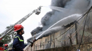 Hải Phòng: Lại xảy ra cháy lớn, lửa thiêu trụi 700m2 xưởng sản xuất đế giày