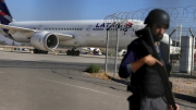 10 đối tượng cầm súng tấn công sân bay ở Chile cướp hụt 32,5 triệu USD