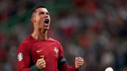 Ronaldo phá kỷ lục trong chiến thắng của Bồ Đào Nha