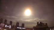 Quầng sáng bí ẩn xuất hiện trên bầu trời Kiev