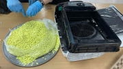 Phát hiện 7 kg nghi ma túy giấu trong máy lọc không khí gửi về từ Đức
