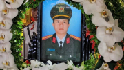 Truy tặng và trao tặng Huy hiệu "Tuổi trẻ dũng cảm" cho 5 CBCS hy sinh, bị thương tại Đắk Lắk