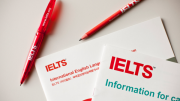 Thí sinh có chứng chỉ IELTS cấp sau ngày 10/9/2022 được miễn thi ngoại ngữ