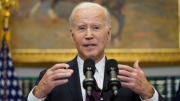 Tổng thống Biden tiếp tục kêu gọi cấm bán các loại vũ khí tấn công