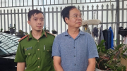 Bắt Giám đốc Văn phòng đăng ký đất đai huyện Đạ Huoai về tội nhận hối lộ