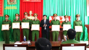 Khen thưởng CBCS giải cứu 5 nạn nhân trong vụ sạt lở ở Đà Lạt