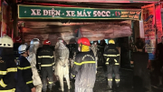 Hà Nội: Cháy cửa hàng xe máy điện, 3 người trong gia đình tử vong