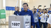 Đảng cầm quyền Campuchia tuyên bố thắng cử áp đảo