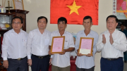Trưởng Ban Tuyên giáo Trung ương trao quà, tặng nhà tình nghĩa tại Tiền Giang