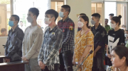 Vô cớ chém người, nhóm thanh thiếu niên "ăn sương" ở Bạc Liêu rủ nhau vào tù