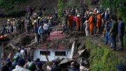 Lũ lụt và sạt lở liên tiếp gây thương vong lớn tại Ấn Độ