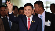 Ông Thaksin trở về ngay lúc chính trường Thái Lan "nóng rực"
