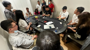 Thuê căn hộ chung cư cao cấp để tổ chức đánh bài Poker