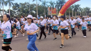 600 người tham gia chạy bộ vì người khuyết tật