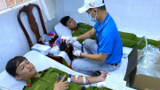 Gần 300 CBCS Công an tỉnh Đồng Nai hiến máu tình nguyện