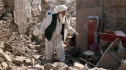 Afghanistan: Chạy đua tìm người sống sót sau động đất làm 2.400 người chết