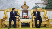 Bộ Công an hai nước Việt Nam – Lào thắt chặt tình đoàn kết