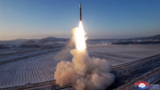 Triều Tiên tuyên bố phóng thành công ICBM Hwasong-18
