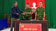 Tỉnh Thừa Thiên Huế kêu gọi toàn dân thực hiện cuộc vận động giao nộp vũ khí