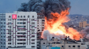 Xung đột Israel-Hamas vượt qua Dải Gaza?