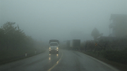 Cẩn trọng khi tham gia giao thông trong thời tiết sương mù