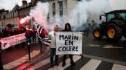 Pháp: Cuộc biểu tình của nông dân là phép thử đầu tiên với tân Thủ tướng Attal