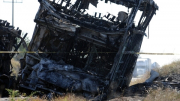 Xe bus cháy bất thường sau cú va chạm mạnh ở Mexico, 19 người thiệt mạng