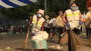 Hơn 100 cán bộ, nhân viên Sun Group Tây Ninh chung tay dọn sạch rác tại núi Bà