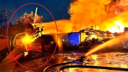 Cận cảnh Robot TAF35 chiến đấu với giặc lửa trong vụ cháy lớn tại Hải Phòng