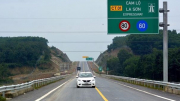 Chốt các giải pháp nâng cao hiệu quả giao thông tuyến cao tốc Cam Lộ - La Sơn