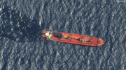Con tàu bị Houthi tấn công đã chìm sau nhiều ngày lênh đênh trên Biển Đỏ