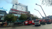 Thủ tướng hoan nghênh Cảnh sát PCCC & CNCH nhanh chóng dập tắt đám cháy ở Ô Chợ Dừa