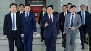 Chủ tịch Quốc hội đến thăm Khu thí điểm thương mại tự do Thượng Hải