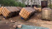 Phát hiện hơn 11.000 lít nhớt tái chế trái phép ở một công xưởng tại Bình Thuận